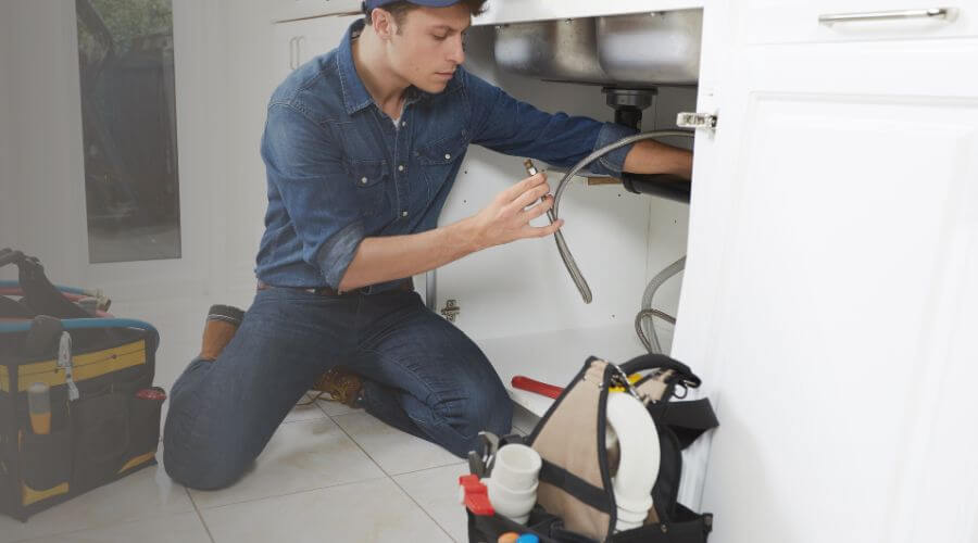 Burst Pipe Repair in Mantee, MS